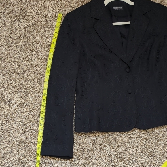 John Meyer Collection womens black swirl embroidered blazer - Picture 13 of 14